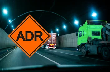 Transport ADR towarow niebezpiecznych